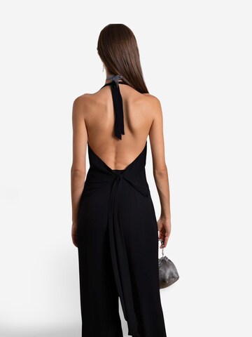 THE-ARE - Blusa em preto
