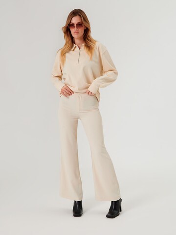 ABOUT YOU x Swalina&Linus T-shirt 'Taha' i beige