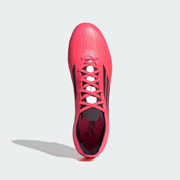 Chaussure de foot 'F50 Pro' ADIDAS PERFORMANCE en rose