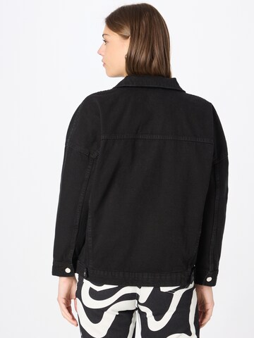 Veste mi-saison 'CAROLINE' ONLY en noir