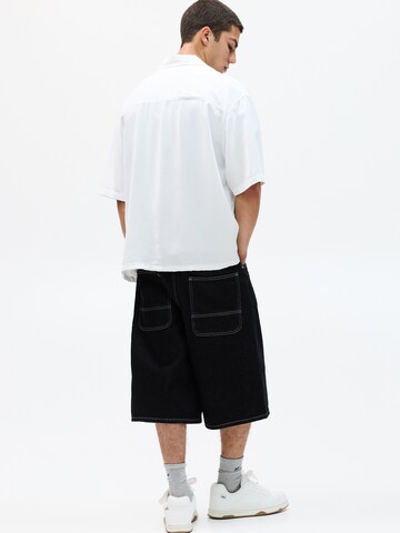 Comfort fit Camicia di Pull&Bear in bianco