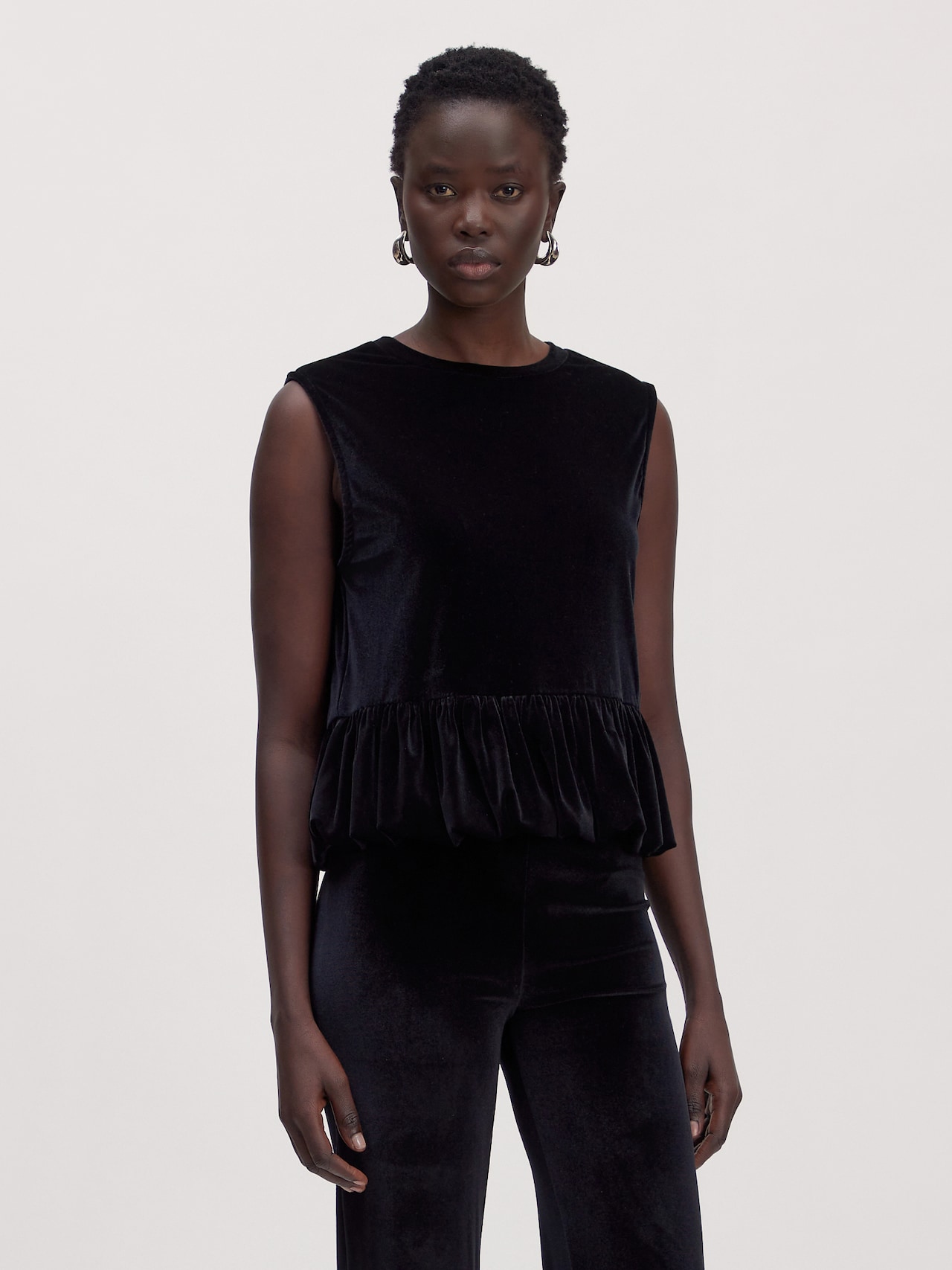 EDITED Producten Shirt 'Davinia' Zwart