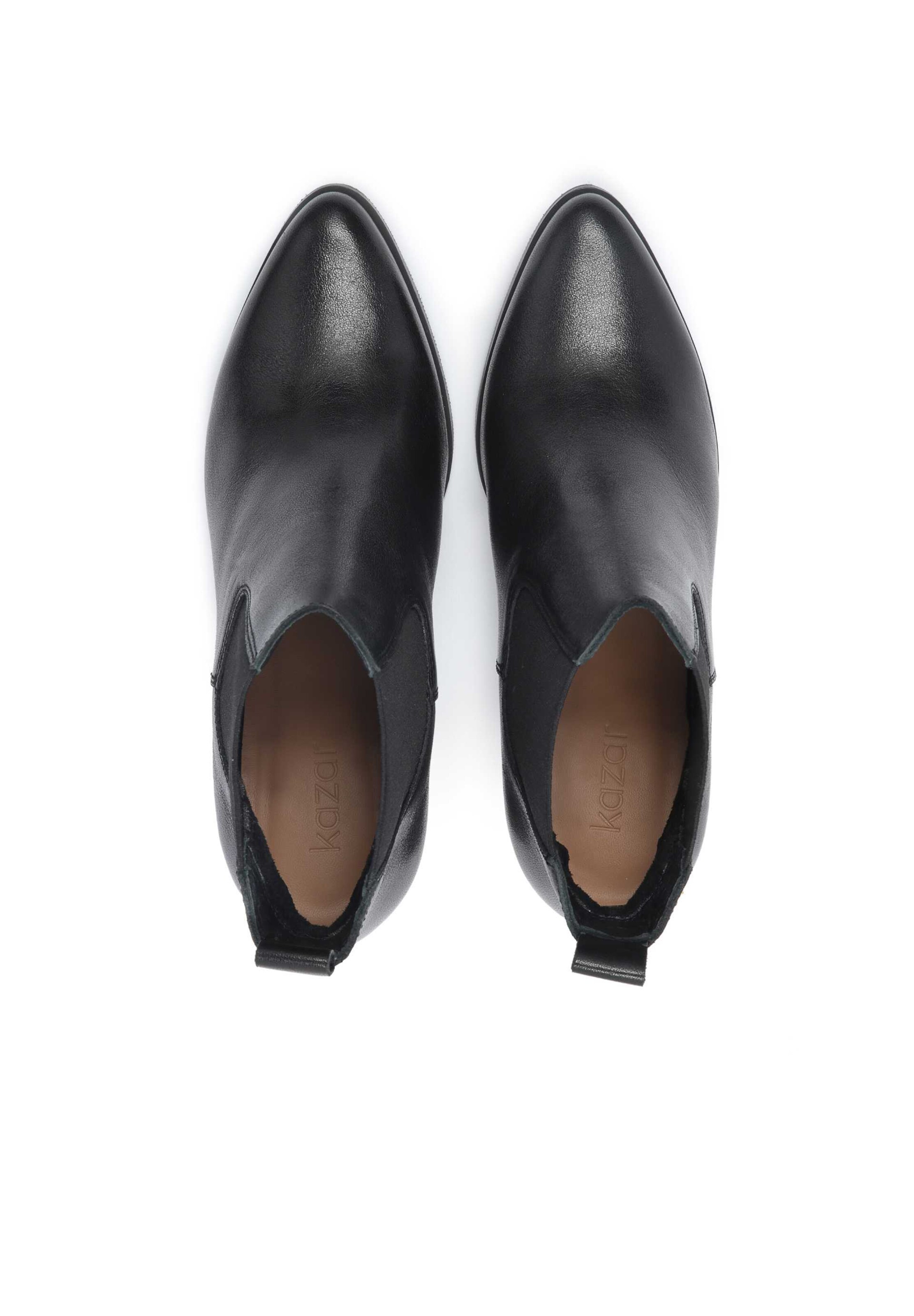 melns Kazar Čelsijas zābaki