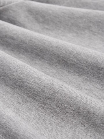 TOM TAILOR - Regular Calças em cinzento