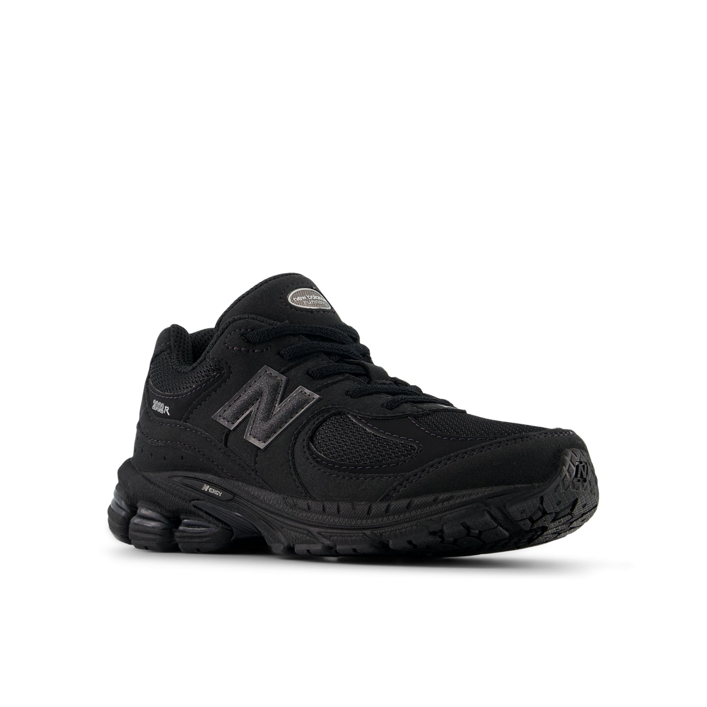 new balance Sneaker '2002' in Schwarz