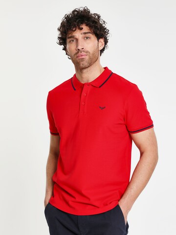 Threadbare Shirt in Rood: voorkant