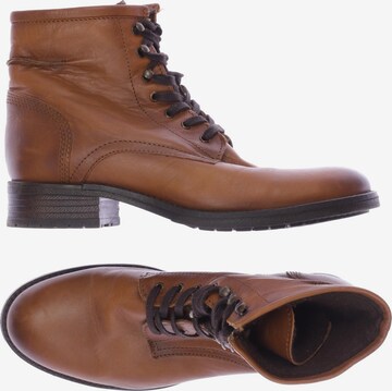 Buffalo London Dress Boots in 41 in Brown: front