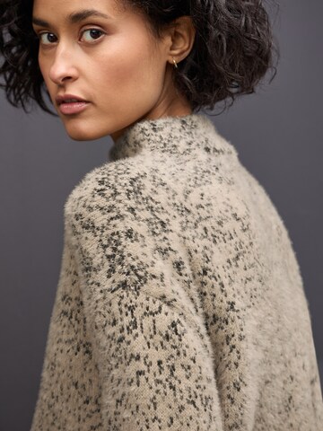 STREET ONE Πουλόβερ σε μπεζ