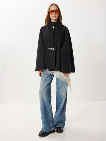 Veste d’hiver 'Jacken' Happiness İstanbul en noir