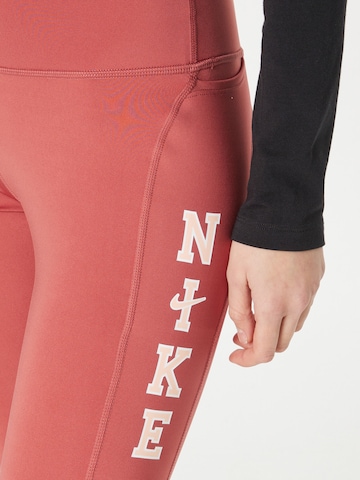 NIKE Skinny Sporthose in Braun