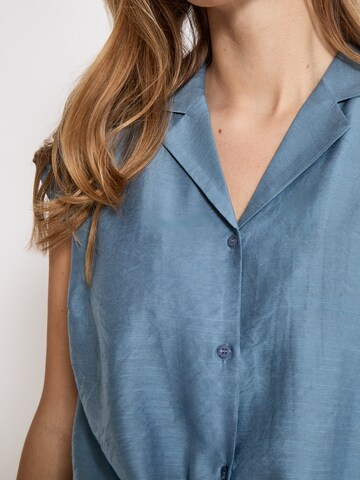 Camicia da donna 'Naline' di Peppercorn in blu