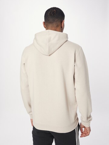 ADIDAS SPORTSWEAR - Sweatshirt de desporto 'Essentials Fleece' em cinzento
