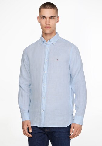 TOMMY HILFIGER Regular Fit Hemd in Blau: Vorderseite