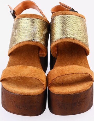 Get it Sandals & High-Heeled Sandals in 39 in Brown