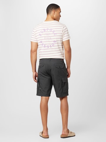 LEVI'S ® Loosefit Cargohose 'Carrier Cargo Short' in Grau