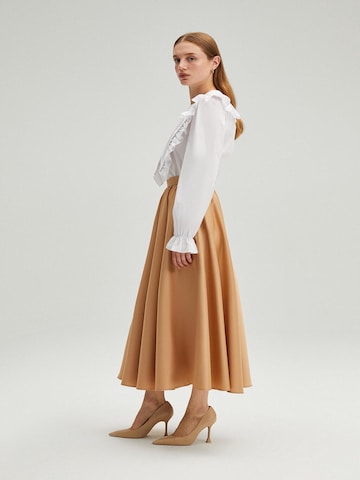 Touche Prive Skirt in Beige