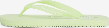 Tongs Calvin Klein Jeans en vert : devant