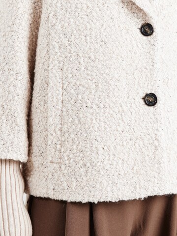COMMA Übergangsjacke in Beige