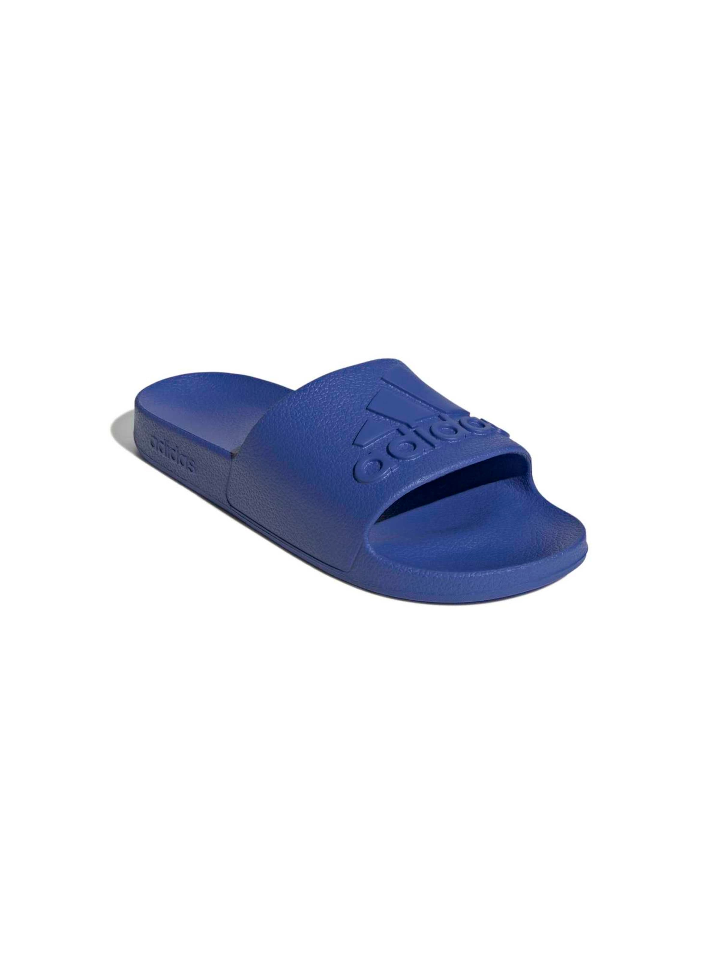 Saboți 'ADILETTE' de la ADIDAS SPORTSWEAR pe albastru: față