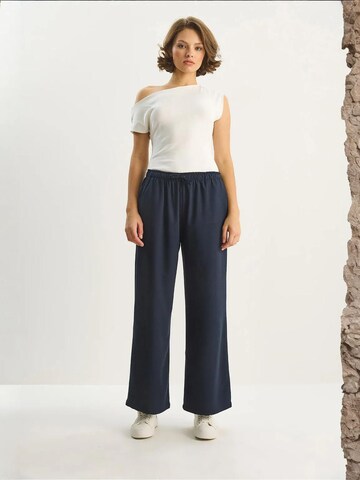 Wide Leg Pantalon Bianco Lucci en bleu