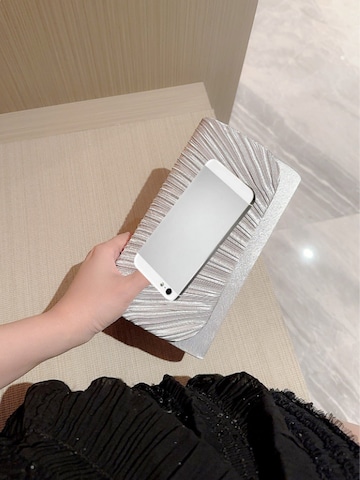 Tomshop24-7 Clutch 'Sati' in Silver