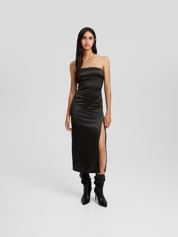 Robe de cocktail Bershka en noir