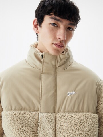 Pull&Bear Winterjacke in Beige