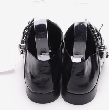 Alexander McQueen Flats & Loafers in 36 in Black