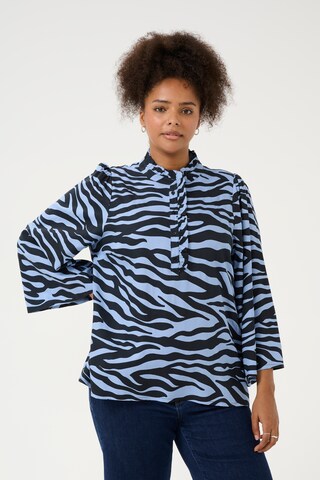 KAFFE CURVE Blouse 'Olena' in Blauw: voorkant