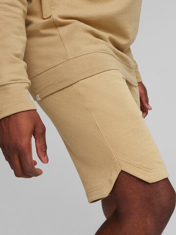 regular Pantaloni sportivi di PUMA in marrone