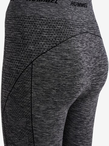 HummelSkinny Sportske hlače 'CAMI' - crna boja