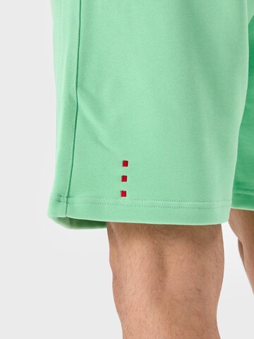 Ossy Homer Loose fit Workout Pants '450 GSM' in Green