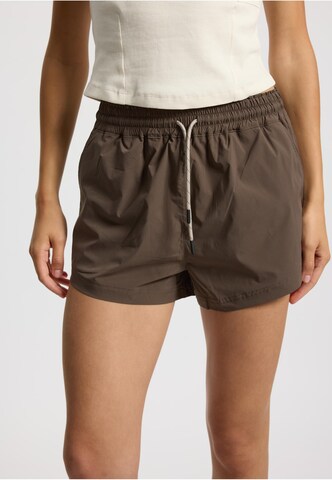 Regular Pantalon 'Petra' rethinkit studios en marron