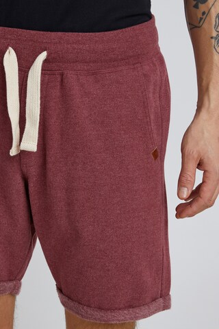 BLEND Regular Sweatshorts 'Timo' in Rot