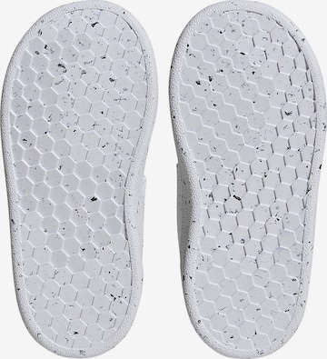ADIDAS ORIGINALS Sneaker 'Advantage CF' in Weiß