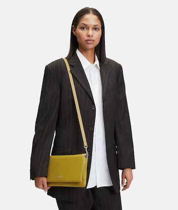 Liebeskind Berlin Crossbody Bag in Yellow: front