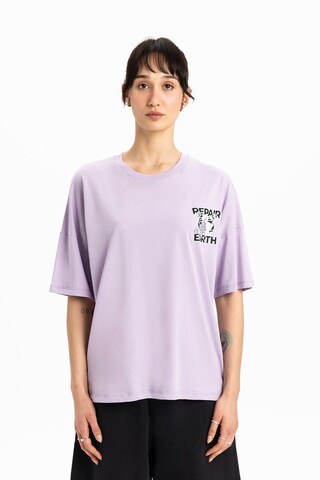 T-shirt UNIQVIBE en violet : devant