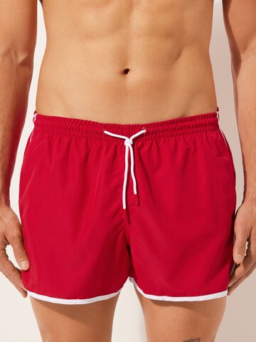 CALZEDONIA Board Shorts in Red: front