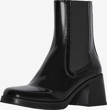 Chelsea Boots Bershka en noir : devant