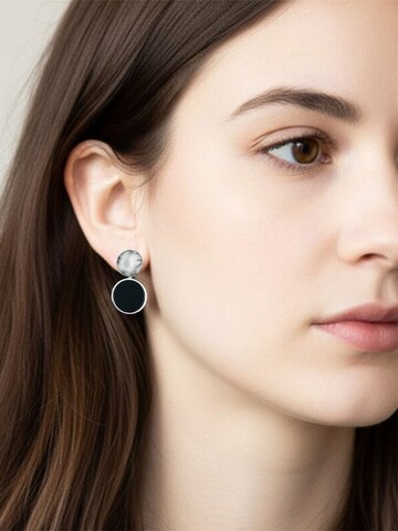 Sergio Engel Earrings in Black: front