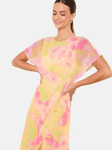 Lipsy Платье в Желтый: спереди