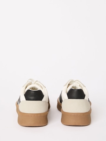 Friends Like These Sneakers in Mixed colors