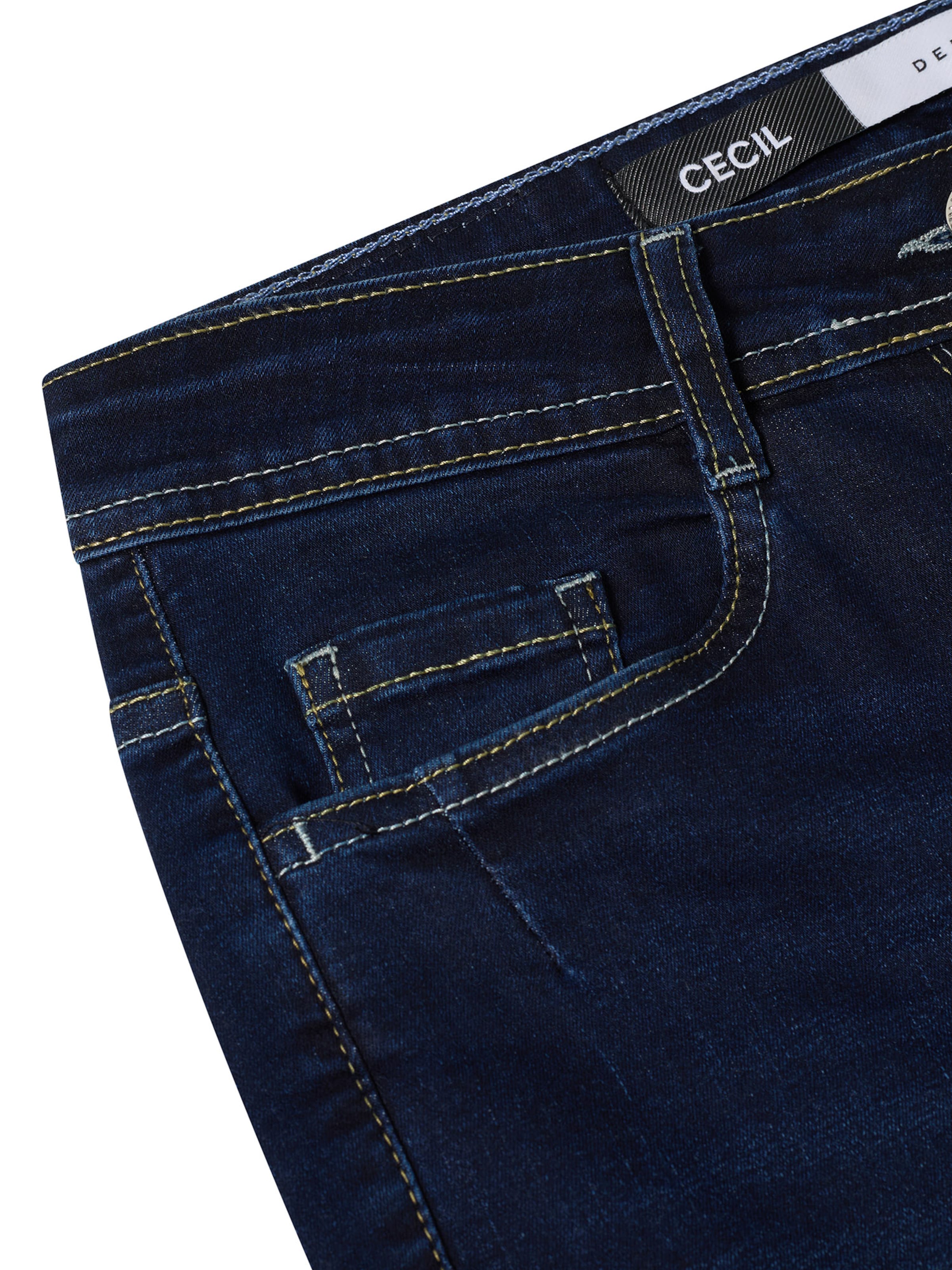 Coupe slim Jean 'Scarlett' CECIL en bleu