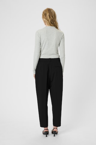 Barrel Pantalon à plis 'Milano' KAREN BY SIMONSEN en noir