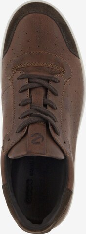 ECCO Sneakers in Brown