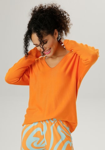 Aniston SELECTED Sweater in Orange: front