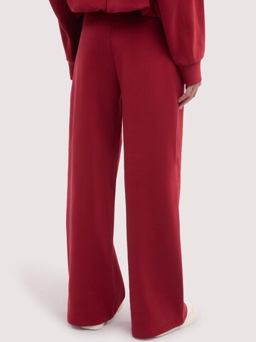 Trussardi Regular Pants in Red