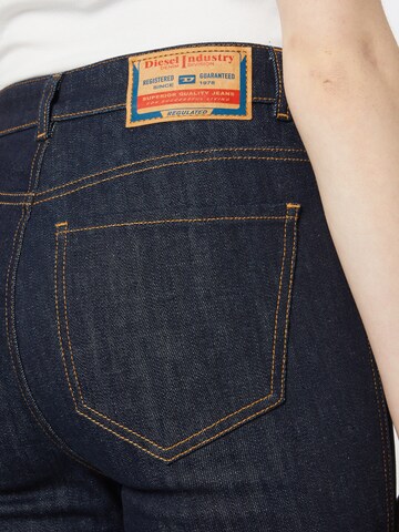 DIESEL Slimfit Jeans '1994' i blå