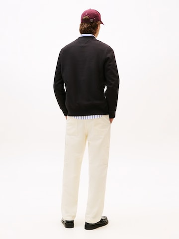TOMMY HILFIGER Sweatshirt in Black