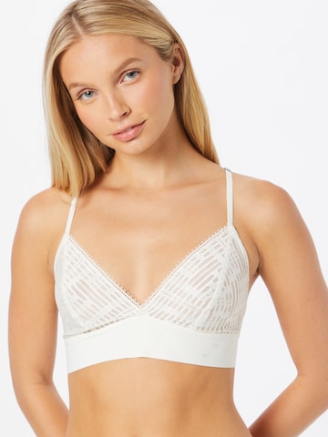 SLOGGI Triangle Bra 'Seven' in White: front